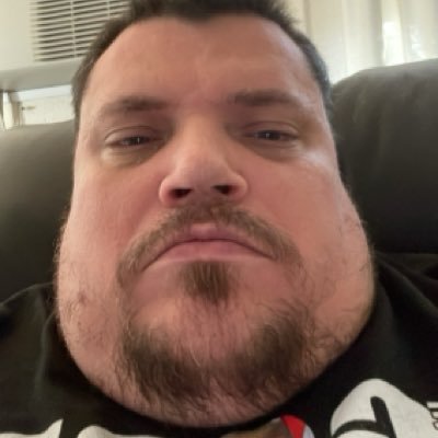 pigface0182's profile picture. 