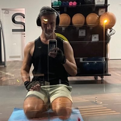 markus_elmiger's profile picture. für mich nur die getränkekarte, bitte!