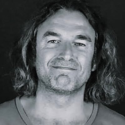 Yirmi dokuz yıldır Peyk is just one of the alternative rock groups in Turkey
