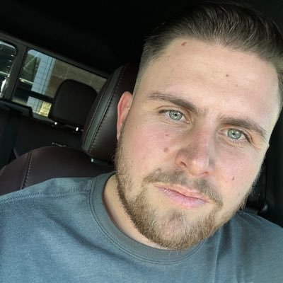 EverettDavisUSA's profile picture. A battle to fight, an adventure to have, and a beauty to win