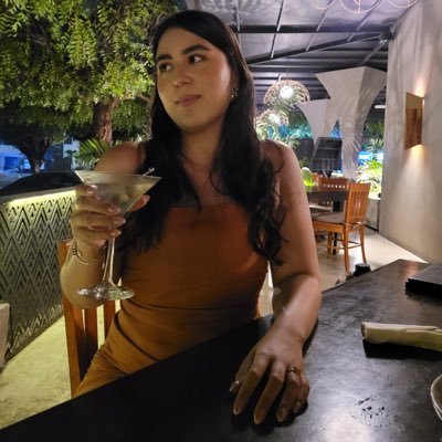 MaraAlvarez99's profile picture. 1999 - On Wednesdays we wear pink 🌸