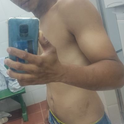 alesafad1's profile picture. b