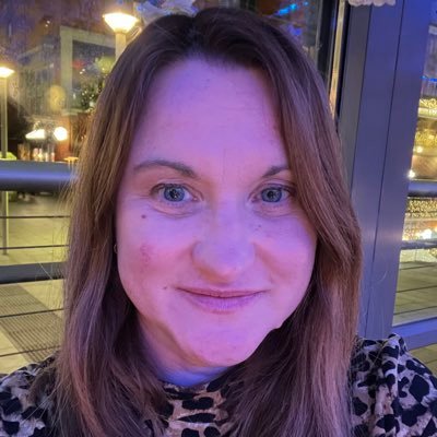 sw2210's profile picture. Teacher of the deaf