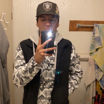 derekSandusky1's profile picture. NWIC 📚 #Heatnation #Raidernation