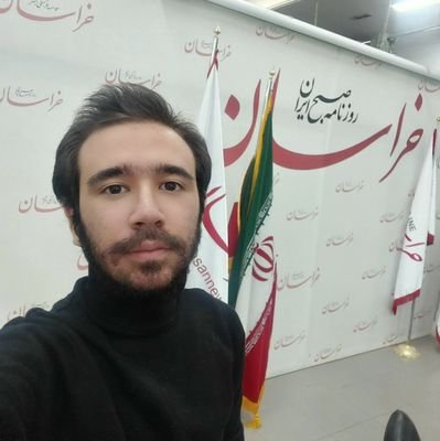 صرفا چون جاییو برای حرف زدن ندارم زدمش.
دانشجوی صنایع غذایی/ شاغل در آخرین خبر و روزنامه خراسان/
علاقه مند به کتاب،شعر،فوتبال و موسیقی
