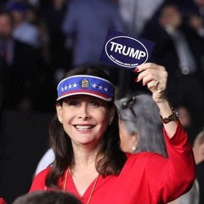 LuisaVicentini's profile picture. Keep America Great🇺🇸