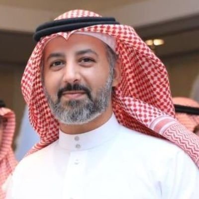 الإقتصاد هو : التصويب في وضع متحرك على هدف غير ثابت في أجواء ضبابية بسلاح غير دقيق..
((لست ملزماً أن أكتب ما تحب ،
ولست ملزماً أن تحب ما أكتب)).