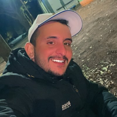 Paginii_02's profile picture. 