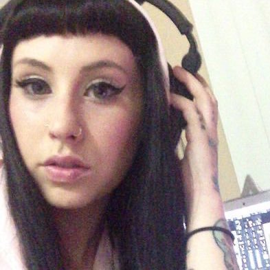 aciddattack's profile picture. emo freak