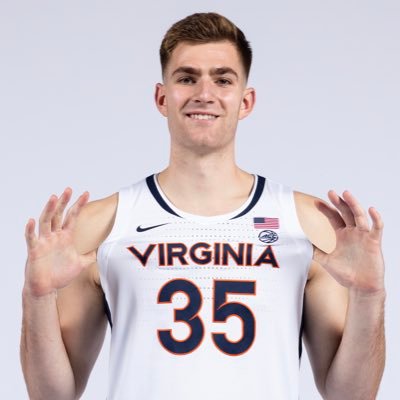 St. Anne’s Belfield School 23’ | @uvamenshoops | Instagram: carterlang