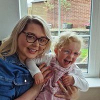 Claire Bond (@clairebond93) 's Twitter Profile