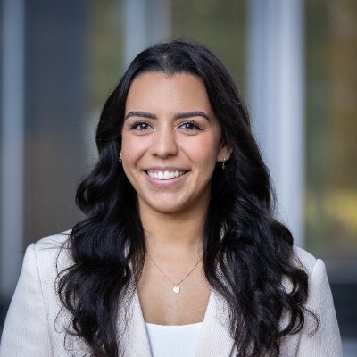 #GC Communicator. Master of Political Management student @RiddellMPM. @CAWI_IVTF board member. // Views expressed are my own (she/her)