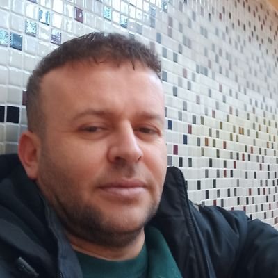 Mustafa48515790's profile picture. Huuj