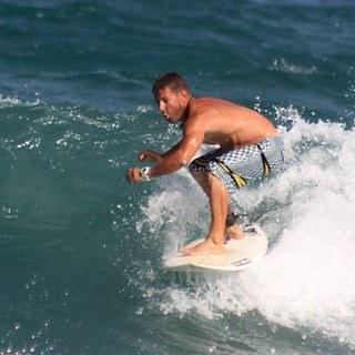 fierasurfertin's profile picture. hay algo mas  gratificante que cabalgar una ola ?