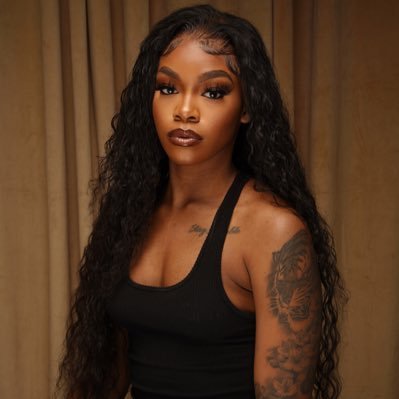 🌻 Entrepreneur🤞🏽 Milwaukee Native🏙 MKE-CHI ❤️ IG: __ducee