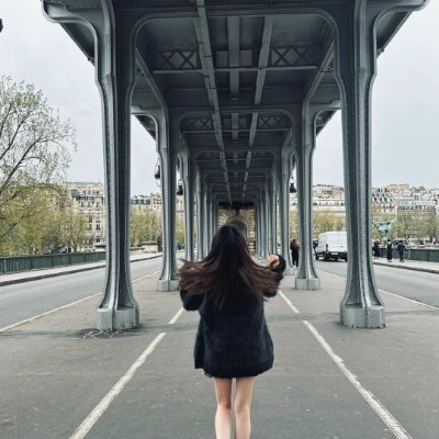 softnjuicy82's profile picture. Exploring the world, one step at a time."