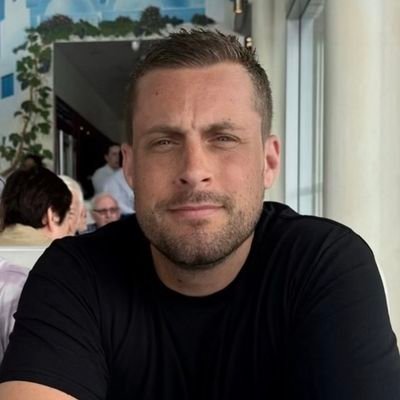 iamrossmatthews's profile picture. 