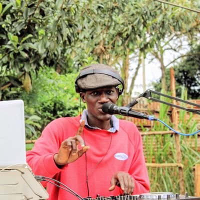 Dj at @bigwaysent
●Radio Personality @spinzfm #Jamdownconnect #Radioshow
●Bookings:djstarzima@gmail.com