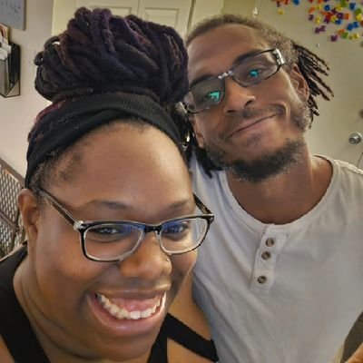 4eyedgrad26's profile picture. #teamtaurus #teamlocs.. Jamerican.... momma to 2 lil lovelies... 🙇🏾‍♀️👶🏽