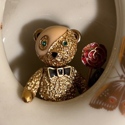 AaronNetsky's profile picture. "With gratitude, optimism is sustainable." - Michael J. Fox
"You can be kind without being happy." - Mary Rodgers