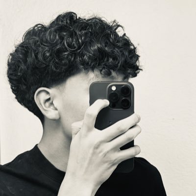 ig: adrian___s