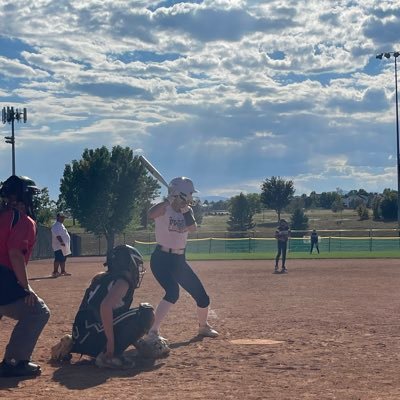 2028 Outfielder ⚡️Legacy HS Varsity #15 ⚡️🧨 CO Firecrackers 2K10 #99 🧨3.8 GPA NCAA#2412482364 📧valerieelkins10@gmail 🤳IG: @valerieelkins.softball