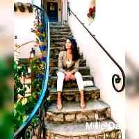 daavismillie's profile picture. 🌸🥥🌊🧜🏻‍♀️
owner of awilderwave boutique
thevanclanthesociablesociety