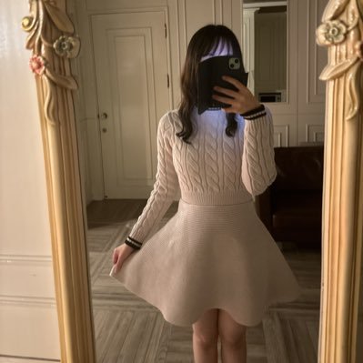 156cm.Fカップ👙✨️.仲良くなりたいです🤤♡腹パン・首絞め・スパンキングが大好きなドMちゃんです🥳沢山いじめてください🙇♀️イチャイチャも大好きです🤤