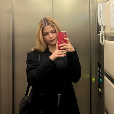 ozgekokyay's profile picture. Software Engineer | Hacettepe CS