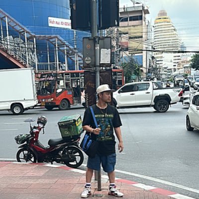 y_3333_'s profile picture. ps5/Apexやってます✌️趣味ヤニ、ゲーム、筋トレ、ピアノ宜しくお願いします🙇