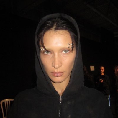 best1day1everq's profile picture. . . .