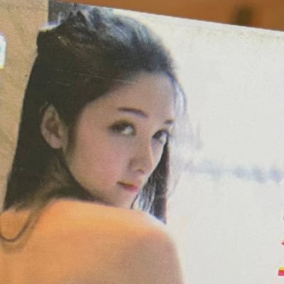 alloraprima's profile picture. parody