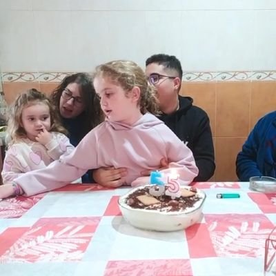 Να είστε ειλικρινείς και ειλικρινείς με τους αγαπημένους σας και απαραίτητοι στη ζωή ο Θεός βλέπει όλα όσα περνάτε με τους φίλους σας