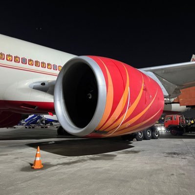 JetTrailJunkie's profile picture. VEPT