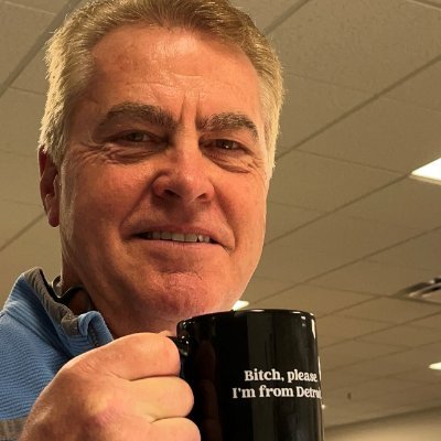 MI native, Cyclist, Amat Photog, Auto Vet, Coffee Snob, World Traveler, Problem Solver & Tequila Advisor! #VoteBlue, #BurytheNRA , #GOBLUE 💙💛☮🌈