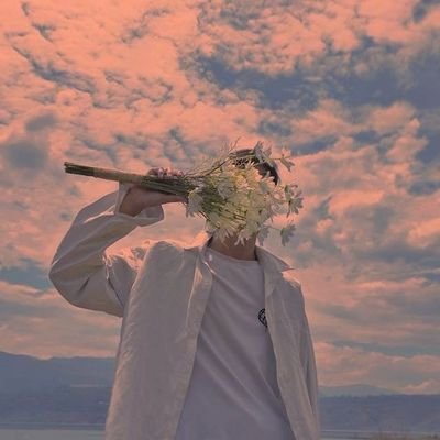 parizad100's profile picture. 