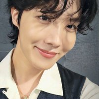 Taetae (@niki_votes) 's Twitter Profile