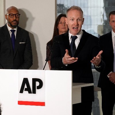 Seanchaí for The AP – @apnews Deputy News Director & Video Chief for Latin America. Father of 2. Retweets ≠endorsements.