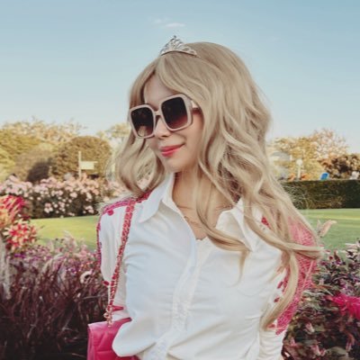 mysealight's profile picture. 