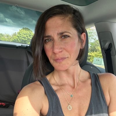 Linds3Flesch's profile picture. “I wasn’t looking for love but she found me.”