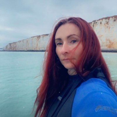 iam_sambalina's profile picture. Lab technician. Lover of wildlife, dogs, science, gardening, football and all things Sussex. Find me on Bluesky: scisam