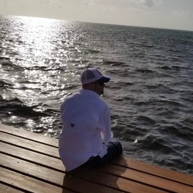 clark_life_'s profile picture. just living man … and we aren’t alone.