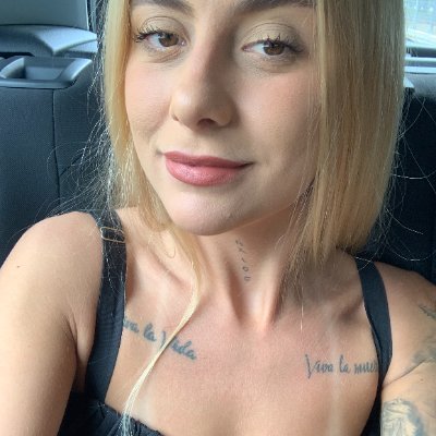 Blonde Leo nursing student on 12‑hr clinicals, chasing cats, not men.
📍Gym brat in OKC, only child, single & growing.
Free link, come see what you’re miss🔗👇