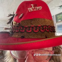 Florida schnauzer (@pparker517) 's Twitter Profile
