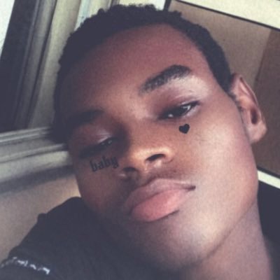 slimzy1288's profile picture. all sad boys will smile again🖤💫