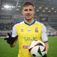 Szymon (@szymonr1711) 's Twitter Profile