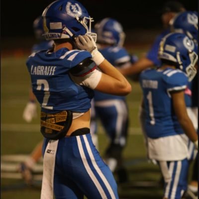 C/O 2029 5’10 185lbs B: 240 S: 330 C: 235 Position LB/RB/ATH Yorba Linda HS📍thlagraffe@gmail.com IG: surfnturf_taj