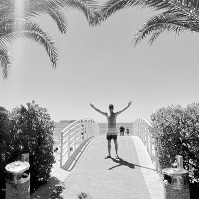 patric_sunshine's profile picture. Start where you are. Use what you have . Do what you can ! 🔥