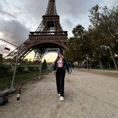 andreadindustr1's profile picture. 