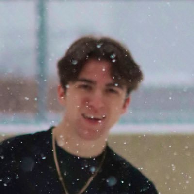 robdotzip's profile picture. interested in software engineering and product dev
